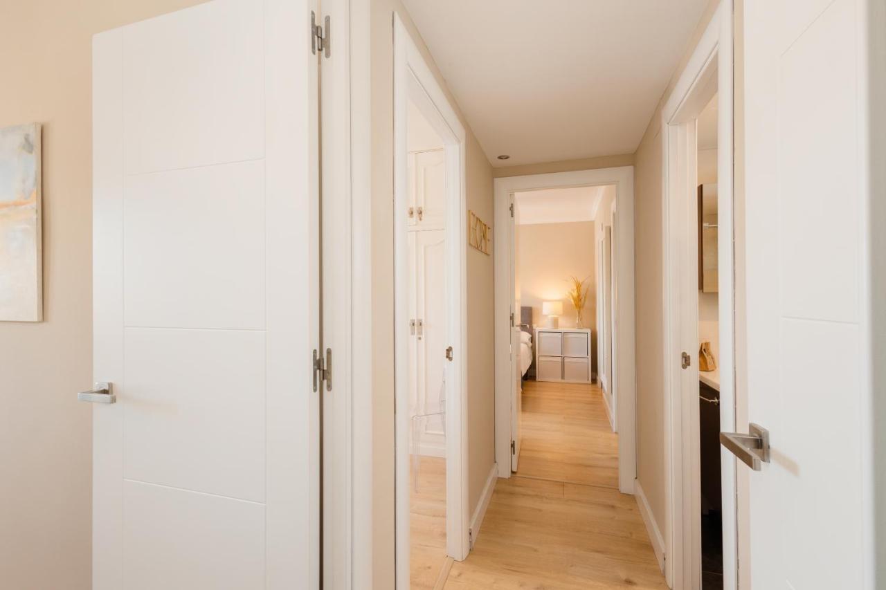 Apartament In The Historic Center Of Malaga, Very Close To The And The Ave Train Station, With Private Parking *