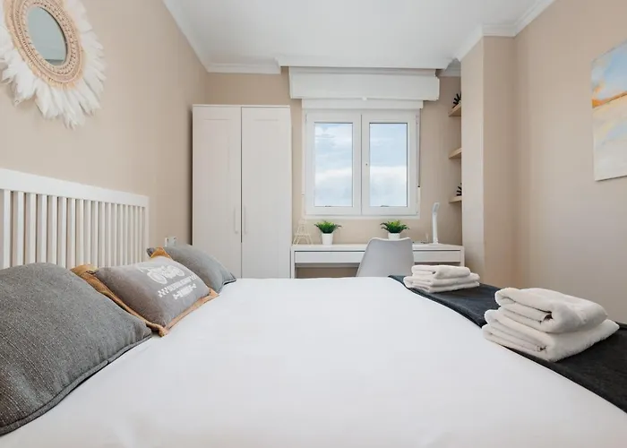 In The Historic Center Of Malaga, Very Close To The Beach And The Ave Train Station, With Private Parking